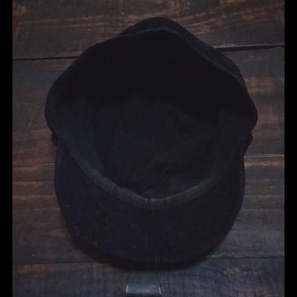 Women's Micro-cordury Flexible Brim-Fitted Hat - Picture 4 of 4